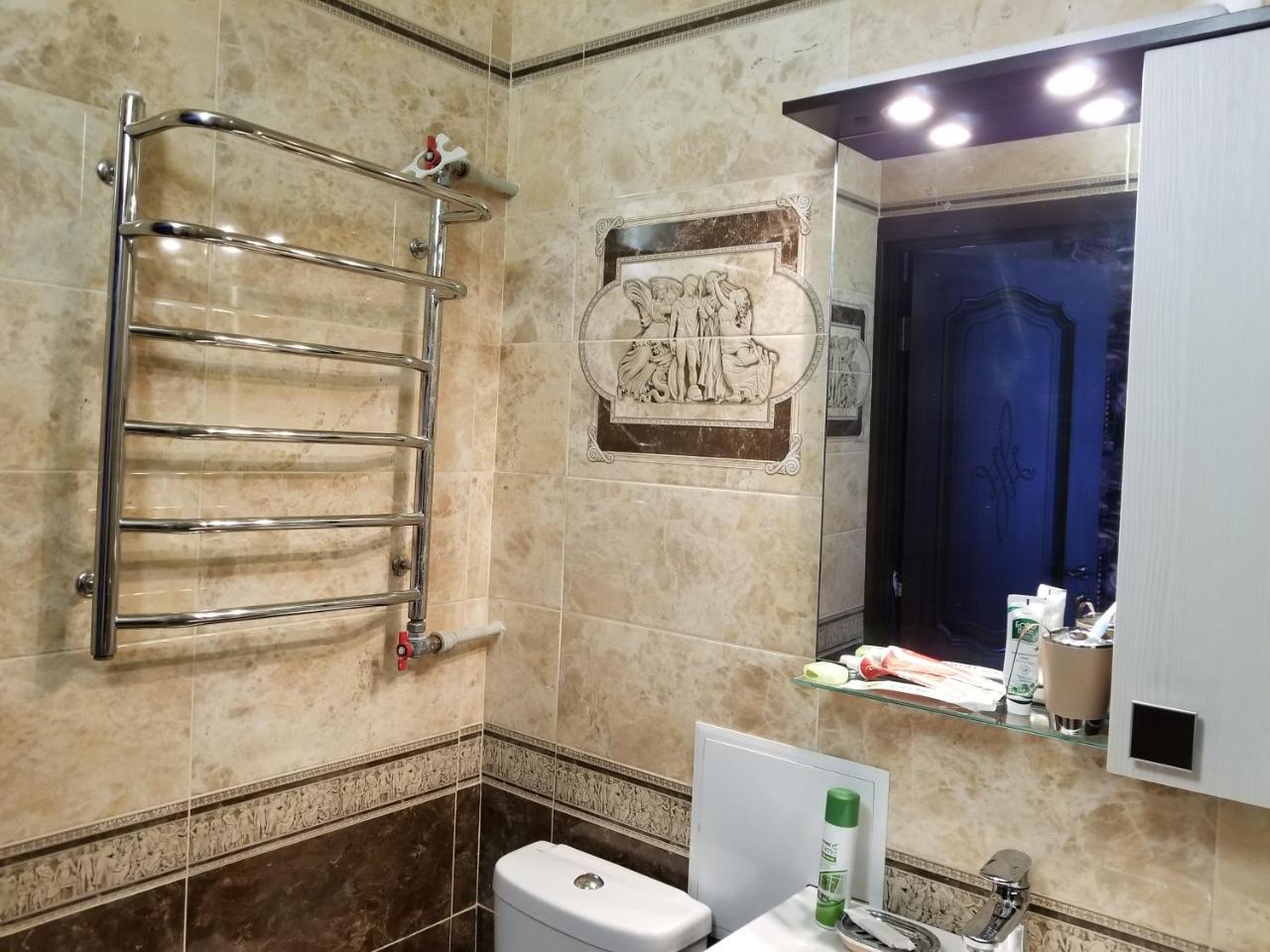 2Х Комнатная С Ремонтом В Центре.Renovated, Center Apartman Khmelʼnytsʼkyy Kültér fotó